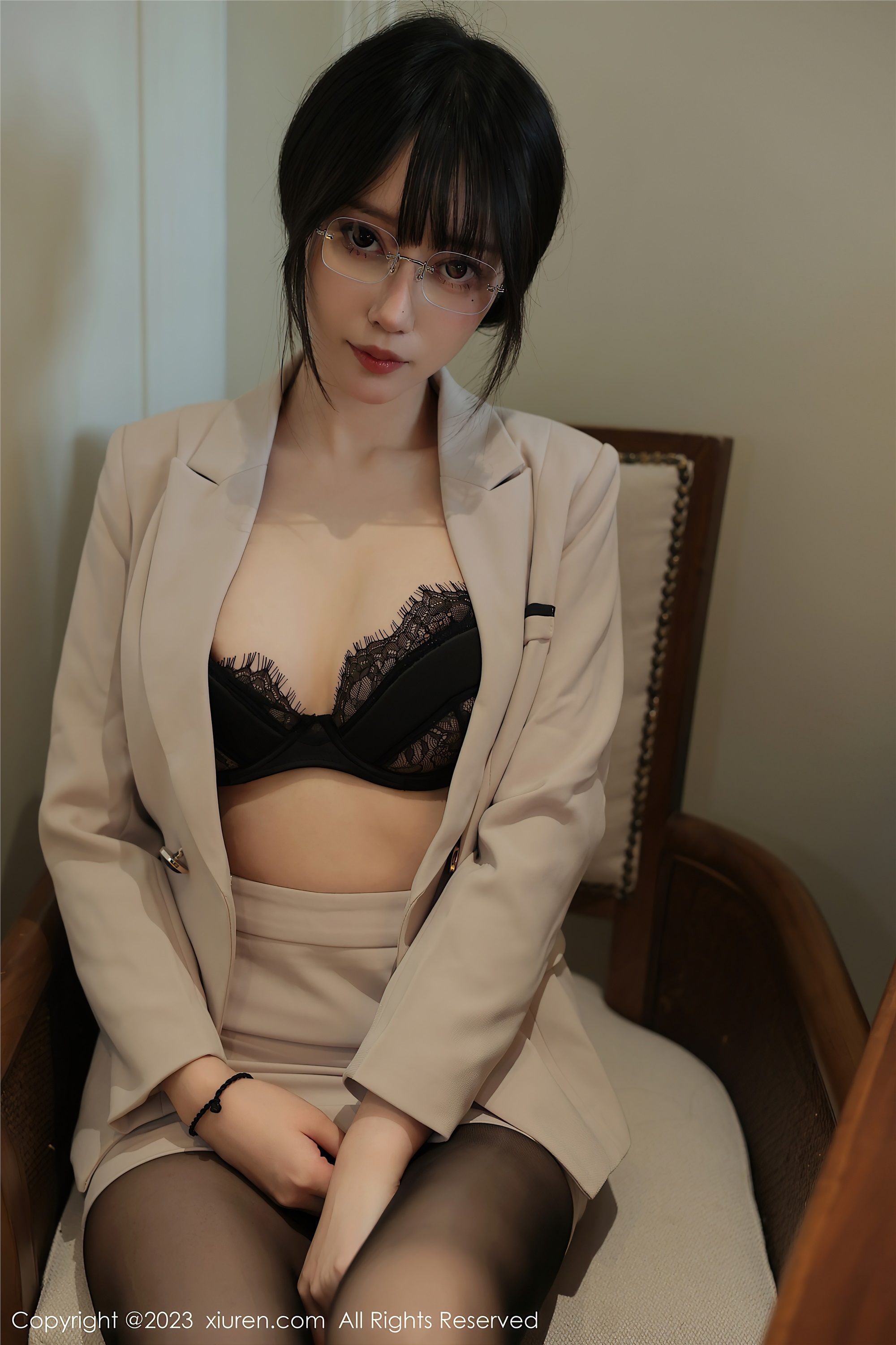 XiuRen秀人网  2023.03.17 NO.6428 玥儿玥er 万宁旅拍